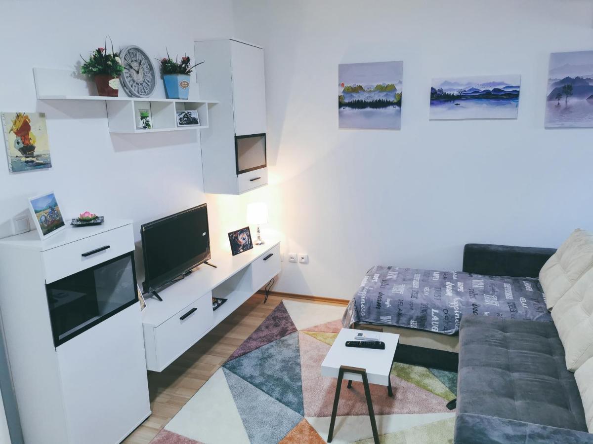 Cozy Corner Apartments - Free parking&Wi-fi Ćuprija Zewnętrze zdjęcie