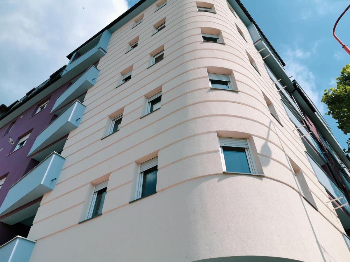 Cozy Corner Apartments - Free parking&Wi-fi Ćuprija Zewnętrze zdjęcie