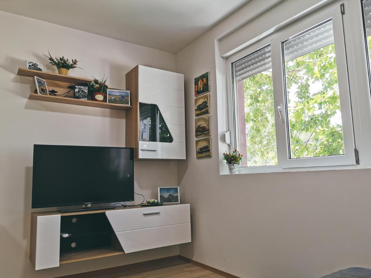 Cozy Corner Apartments - Free parking&Wi-fi Ćuprija Zewnętrze zdjęcie