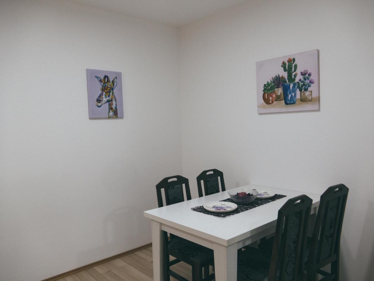 Cozy Corner Apartments - Free parking&Wi-fi Ćuprija Zewnętrze zdjęcie