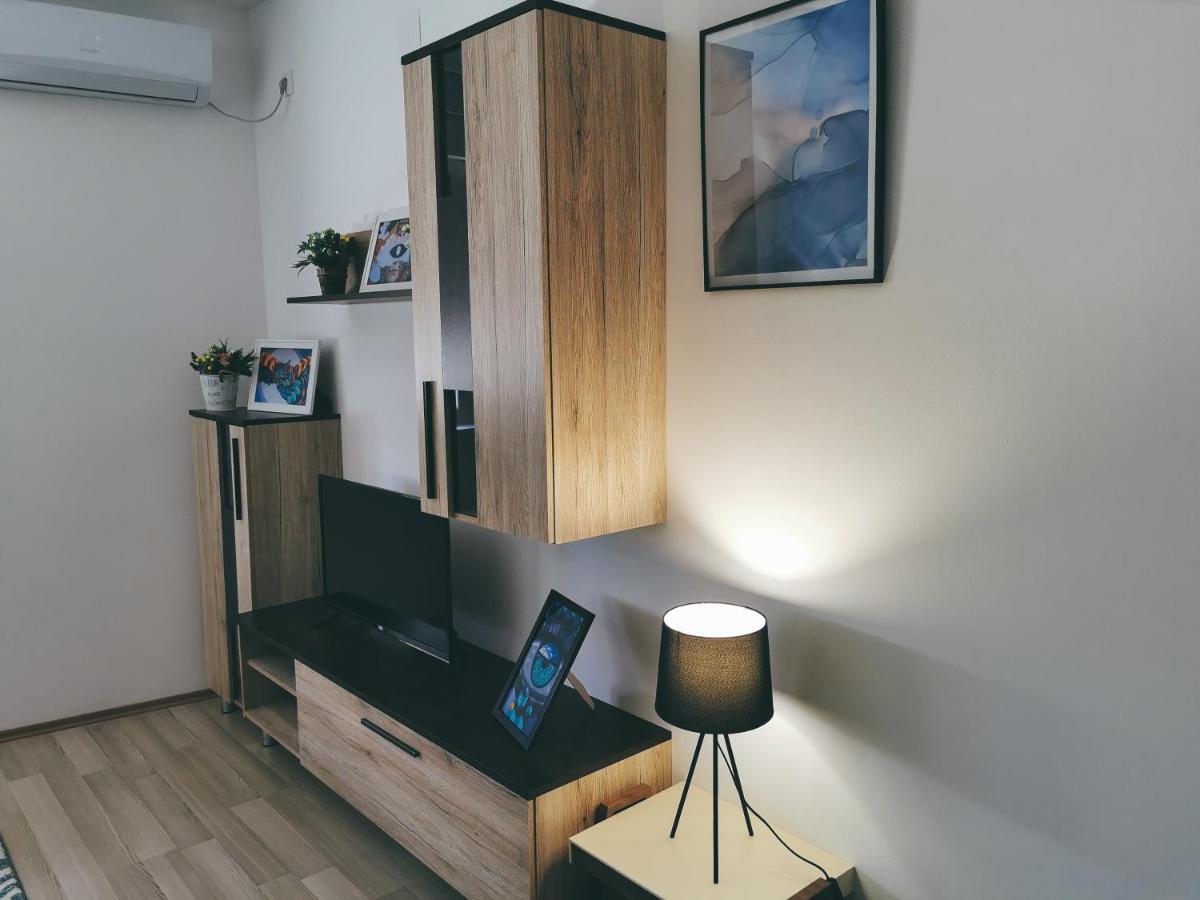 Cozy Corner Apartments - Free parking&Wi-fi Ćuprija Zewnętrze zdjęcie